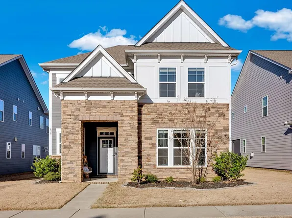 424 Hudson Pl, Davidson, NC 28036