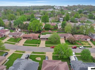 5227 Melrose Ave, Lincoln, NE 68506