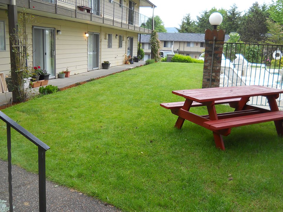 2nd image of 640 Olson Rd APT 10