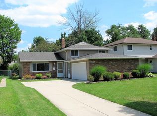 6621 Glenallen Ave, Solon, OH 44139