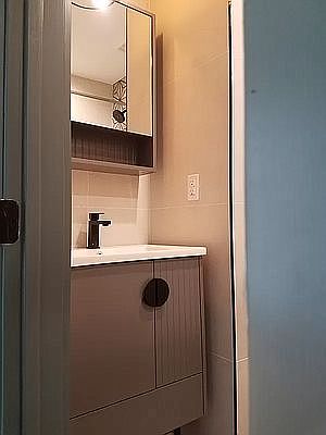 2nd image of 237 Montrose Ave #3G