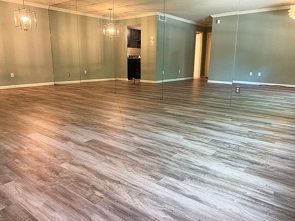 3rd image of 3827 Gilbert Ave APT 108B