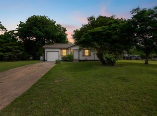 8033 Komalty Dr, Dallas, TX 75217