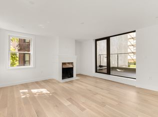 101 W 11th St APT 3R, New York, NY 10011