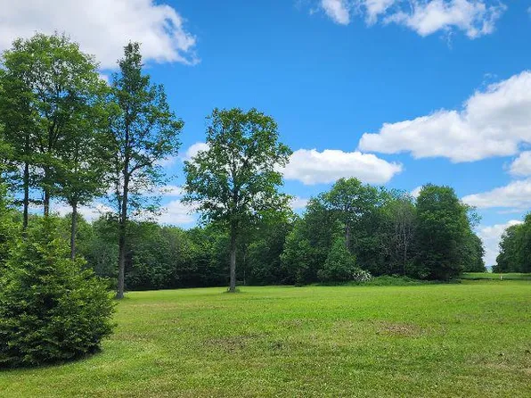 4 Carpenter Rd, Coudersport, PA 16915