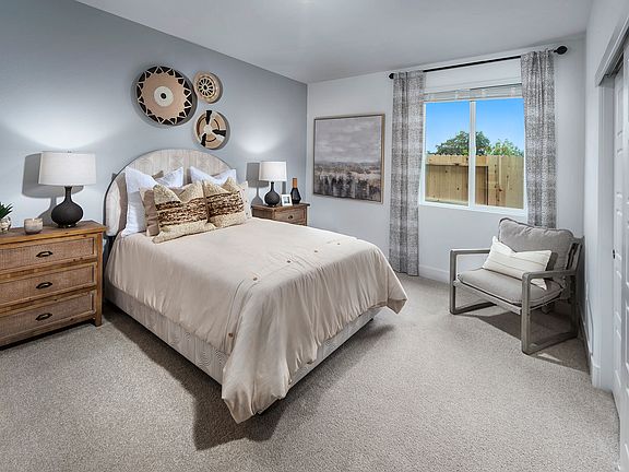 Modeled Residence 1 at a nearby Meritage community in Sacramento, CA.