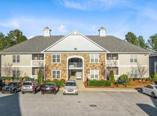 310 Gallery Dr UNIT 101, Spring Lake, NC 28390