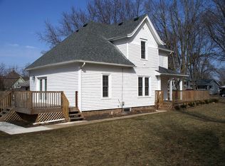 230 N Russell St, Denver, IA 50622