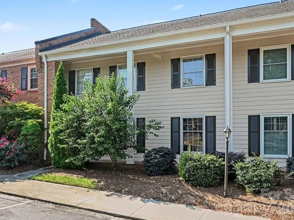 6727 Constitution Ln, Charlotte, NC 28210