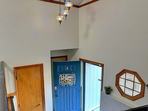 3rd image of 5255 N 126th St