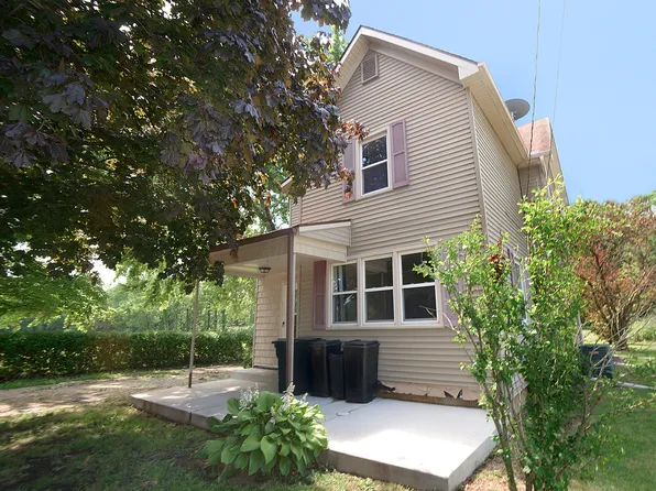 736 Commercial St, Marseilles, IL 61341
