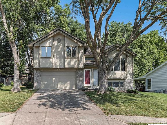 2nd image of 7824 La Vista Dr