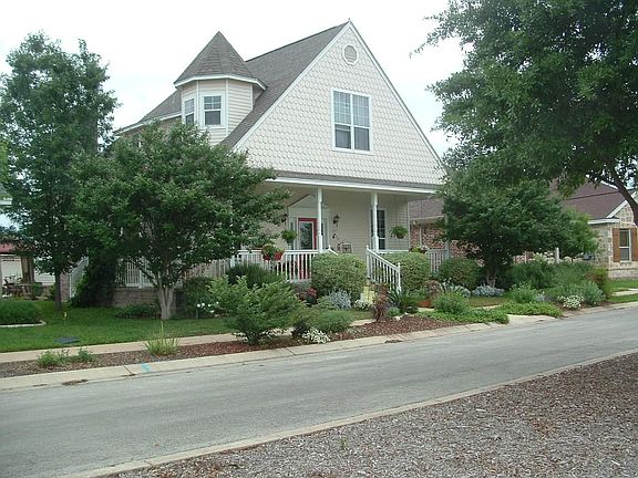 2nd image of 1647 Hanz Dr