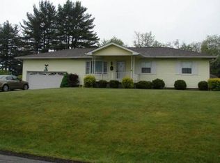 56950 Ferryview Rd, Martins Ferry, OH 43935