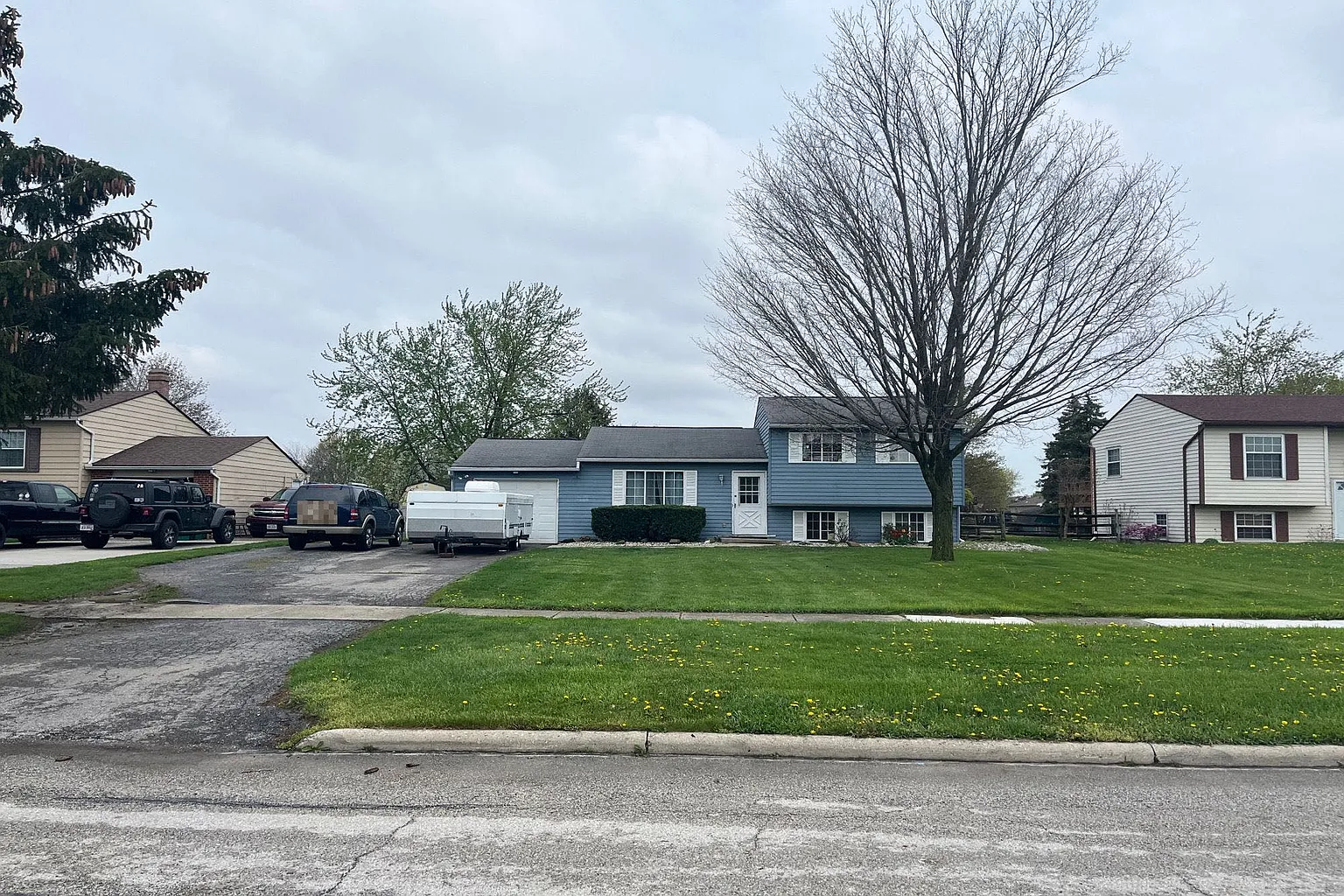 3965 Dalling Rd photo 1