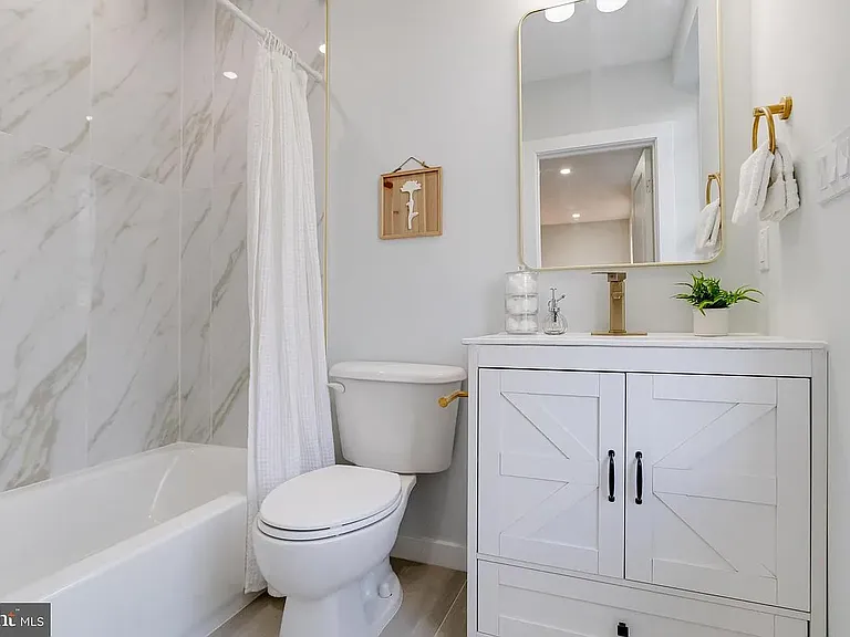 635 N Rosedale St — Photo 7