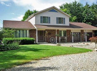 9828 Q Ave E, Scotts, MI 49088