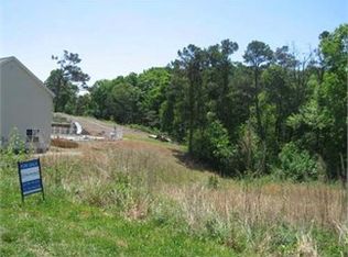 199 Arbor Gates Dr, Cornelia, GA 30531