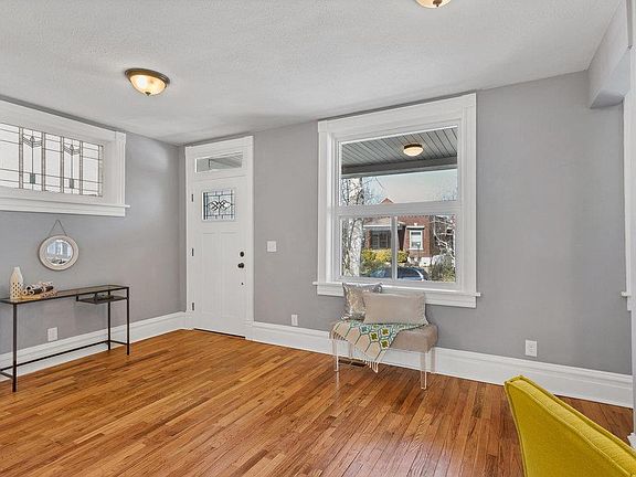 4th image of 4248 Wyoming St
