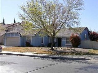 14712 Ponderosa Ranch Rd, Victorville, CA 92392