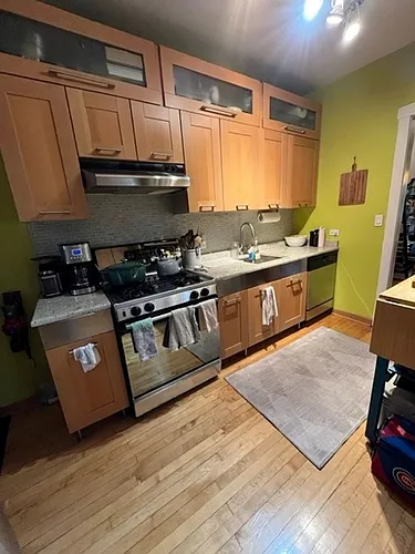 1221 W Grace St #2 Photo 1
