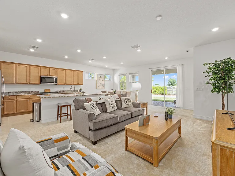 3335 NW 52nd Avenue Rd — Photo 10