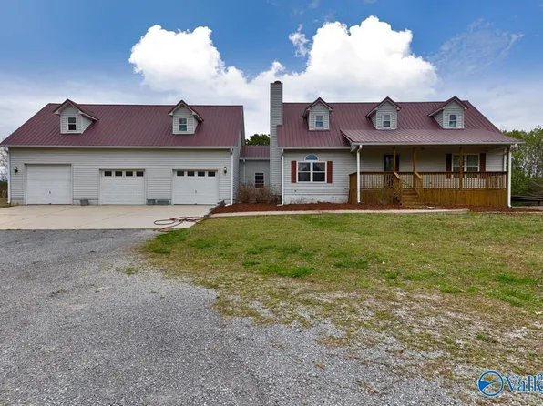 134 Yancy Ln, Laceys Spring, AL 35754