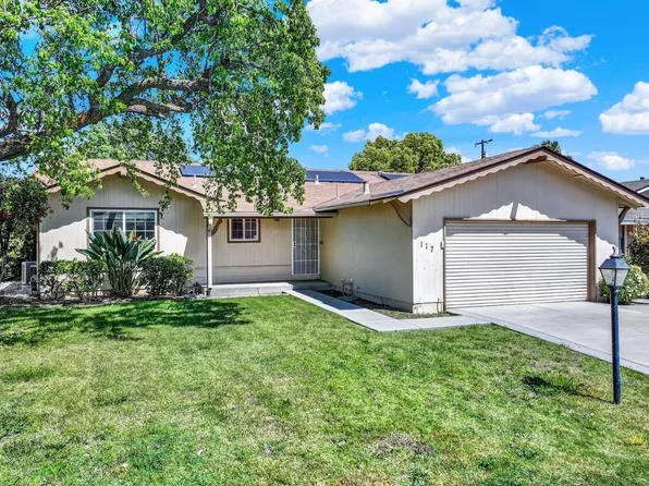 117 S CARLSBAD Circle, Vacaville, CA 95687