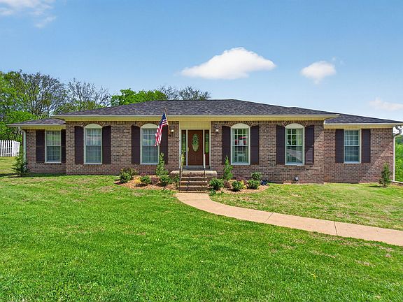 2nd image of 2030 Graceland Dr
