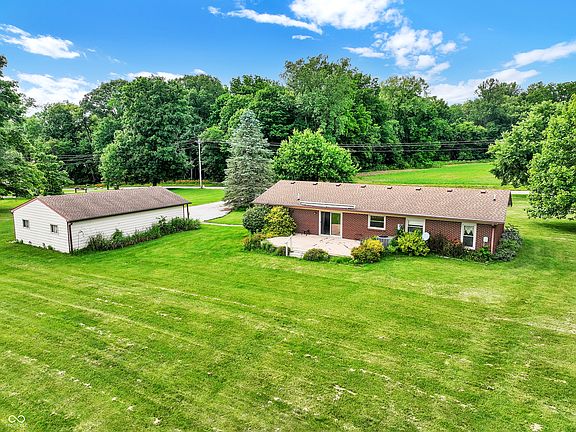 2nd image of 6417 W County Road 250 S