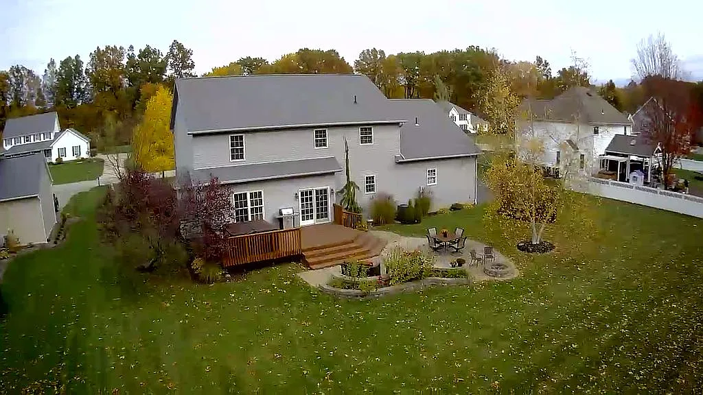 1901 Lori Ln photo 1