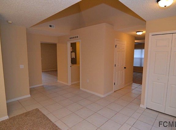 4th image of 171 Ryan Dr