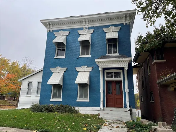 807 Center St, Hannibal, MO 63401