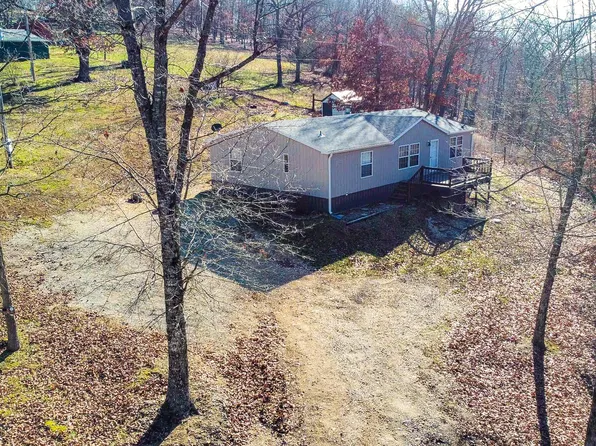 4054 Farm Road 1200, Aurora, MO 65605