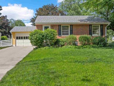 1816 B St, Iowa City, IA, 52245