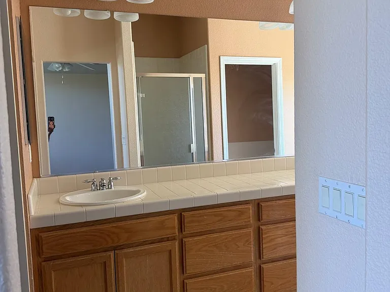 2229 Zittel Dr — Photo 13