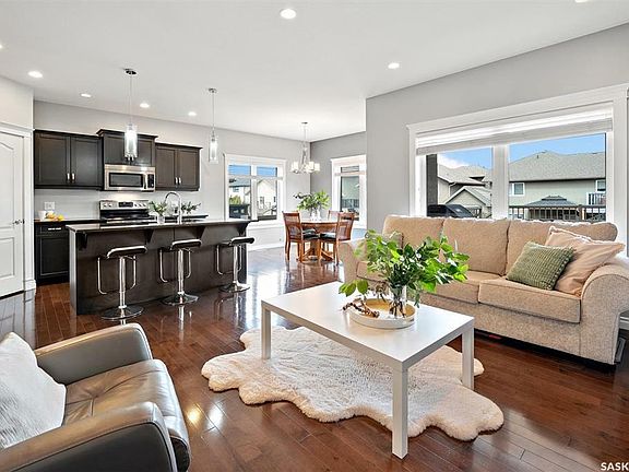 5th image of 342 Atton Cres
