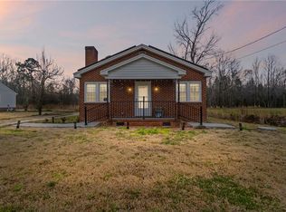 7622 S Quay Rd, Suffolk, VA 23437