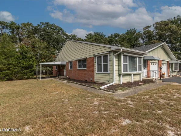 2A Boston Court, Whiting, NJ 08759