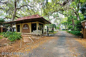 3rd image of 1921 Sevilla Blvd W