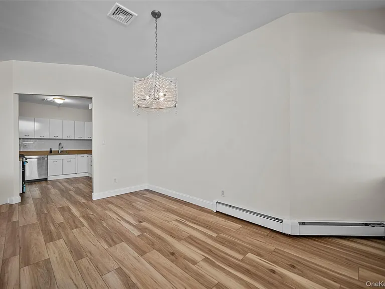 520 Ashford Ave #5 — Photo 12
