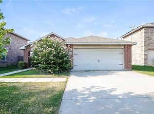 5604 Talons Crest Cir, Fort Worth, TX 76179