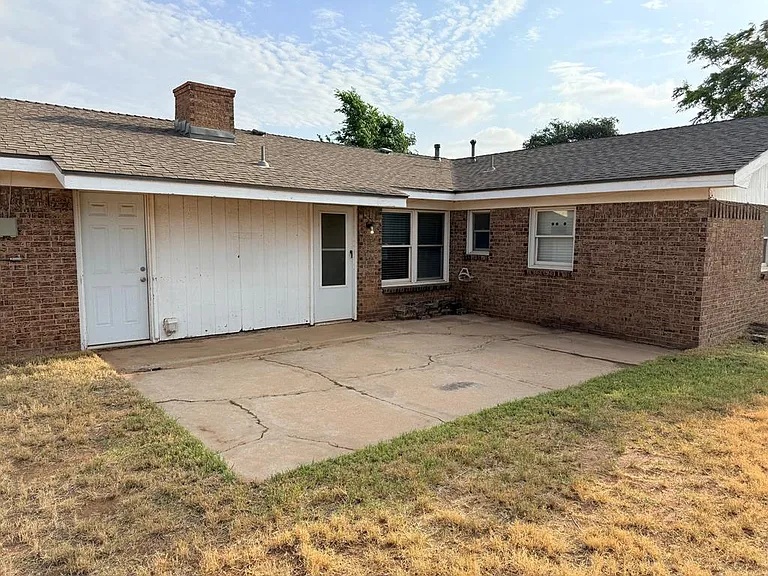 4425 Humble Ave — Photo 26