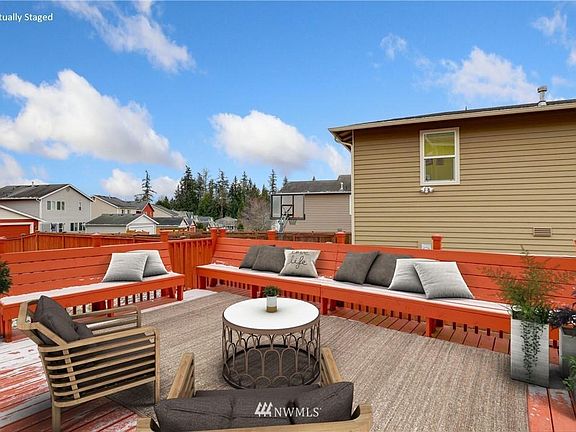 2nd image of 22717 NE Fern Reach Cir
