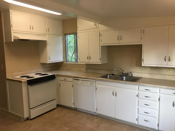 1382 Martin Dr, Auburn, CA 95603