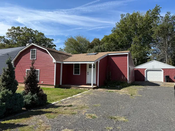 41 Long Swamp Road, Wolcott, CT 06716
