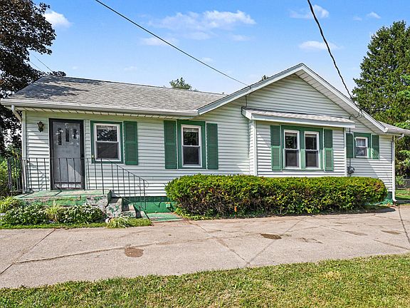 2nd image of 2413 N 5th St