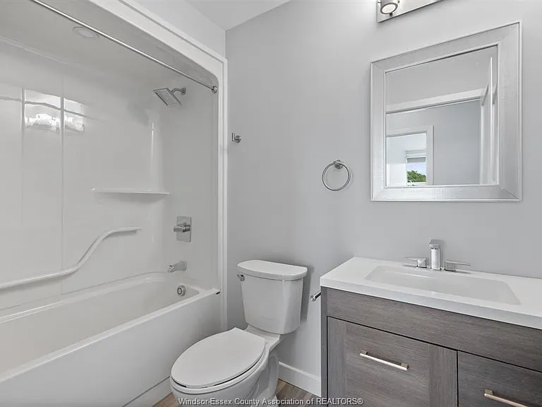 1500 Ouellette Ave #403 — Photo 31