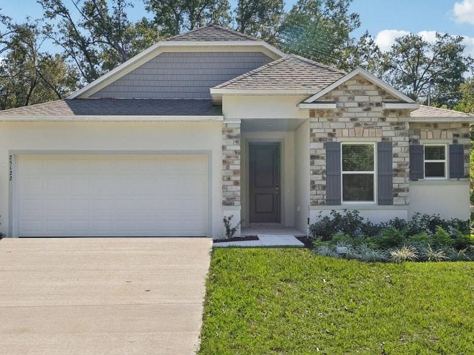 The most choices for a brand-new home with up to a 3-car garage in the Liberty Triangle.