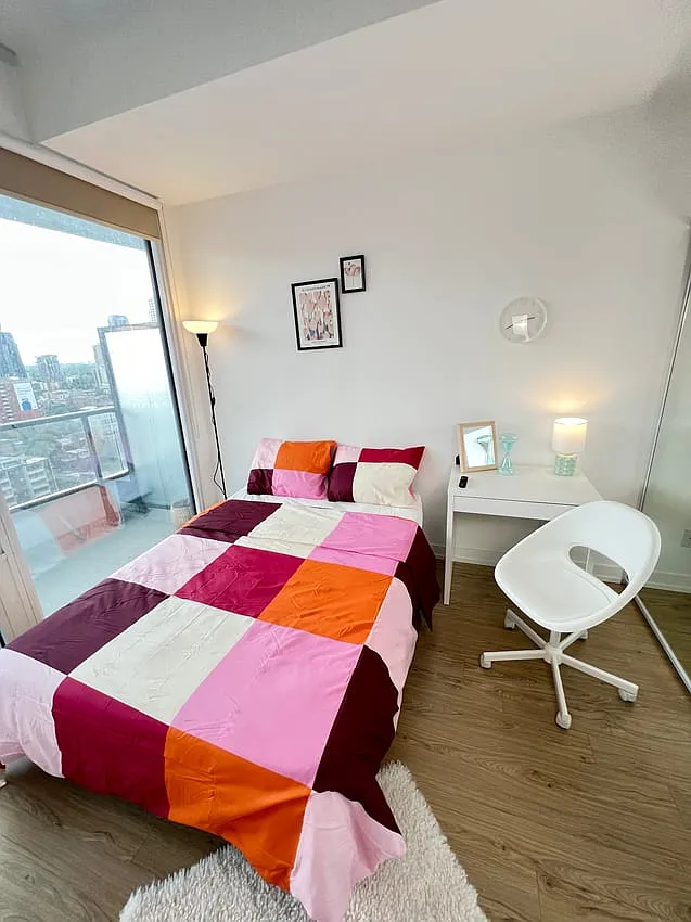 Premium Deluxe Room - Wood St & Church St — Photo 2